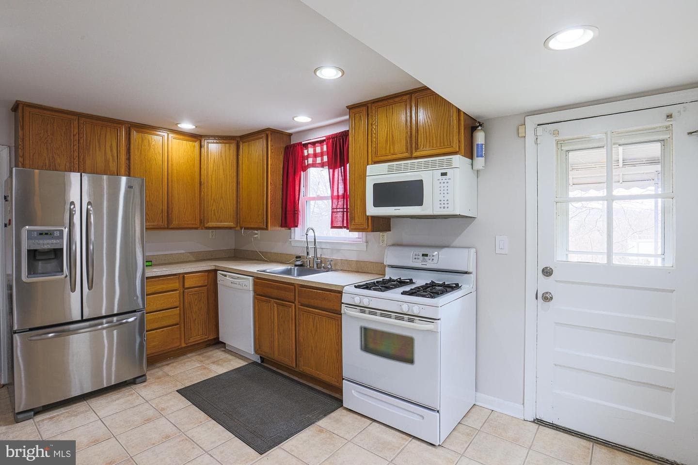 5437 Omaha Avenue photo 4