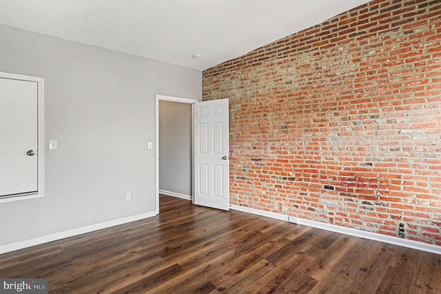 613 Harvey Street photo 13