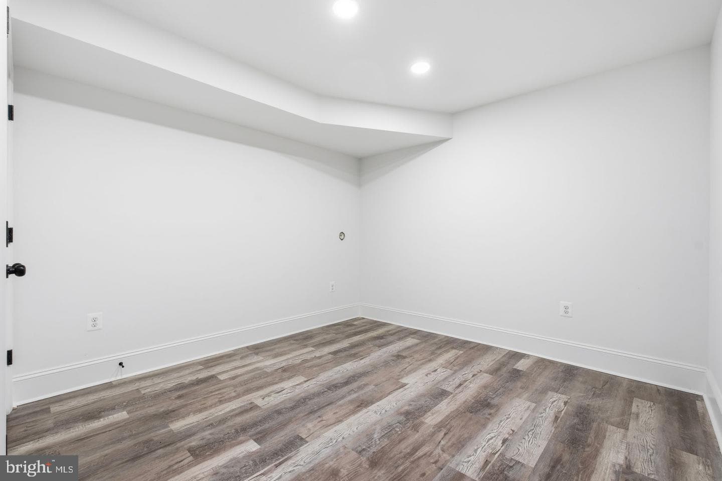 728 S Decker Avenue photo 15