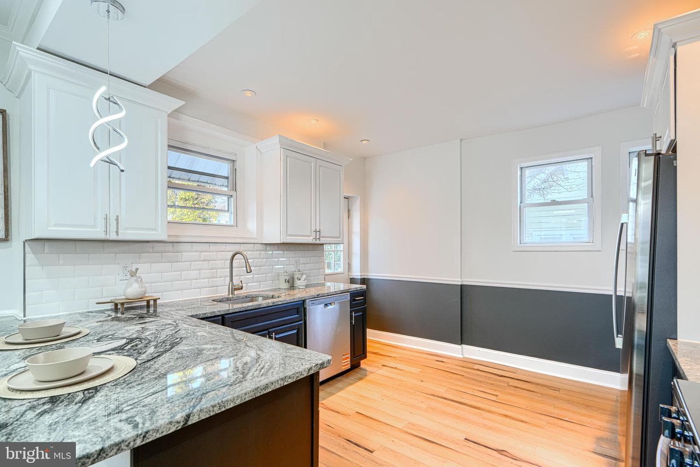 612 Woodbourne Avenue photo 14