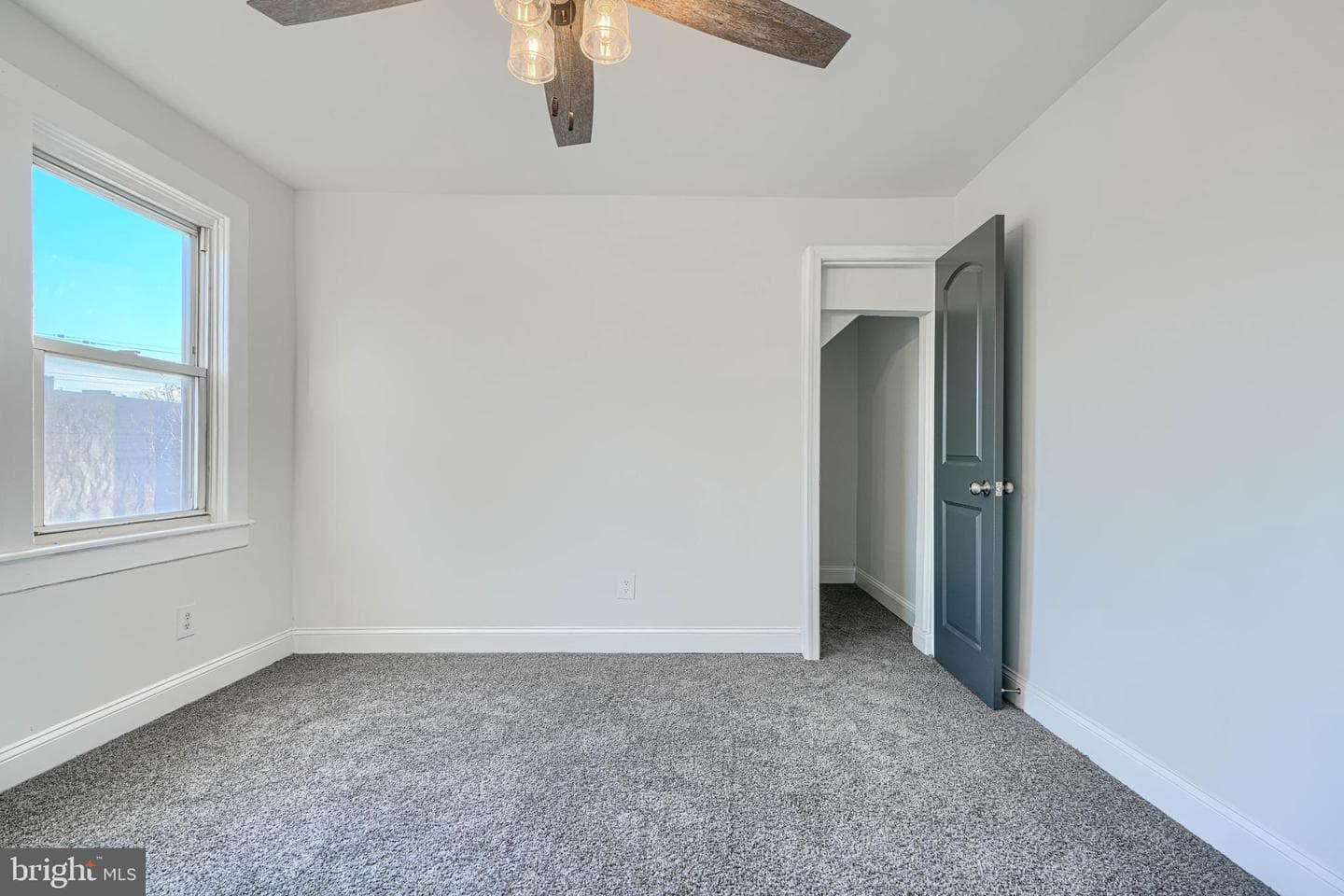 612 Woodbourne Avenue photo 17