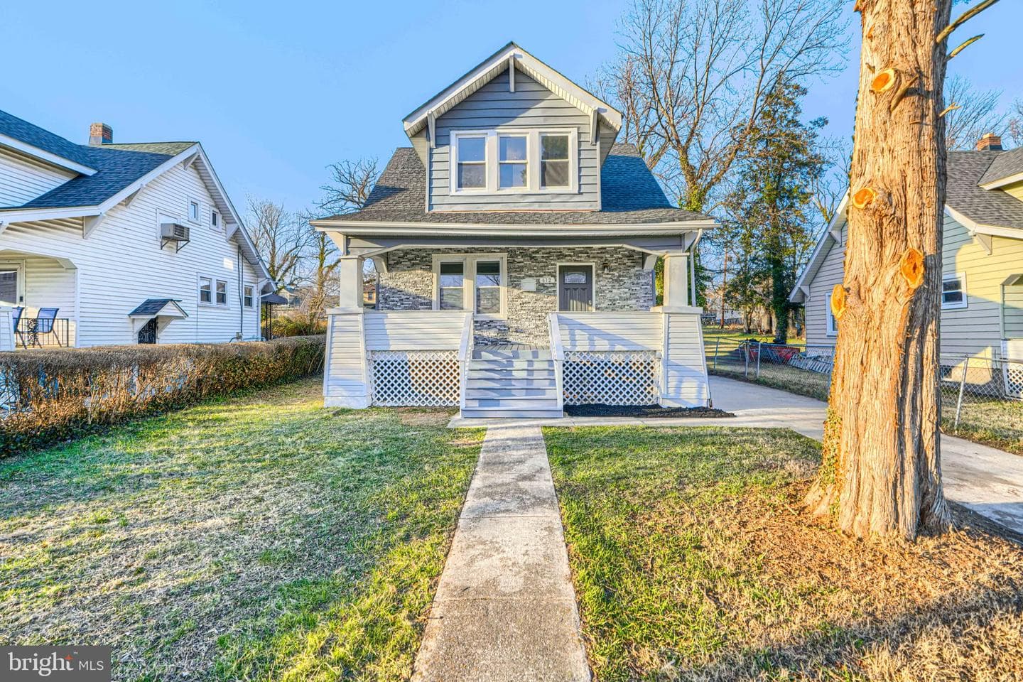 612 Woodbourne Avenue photo 2