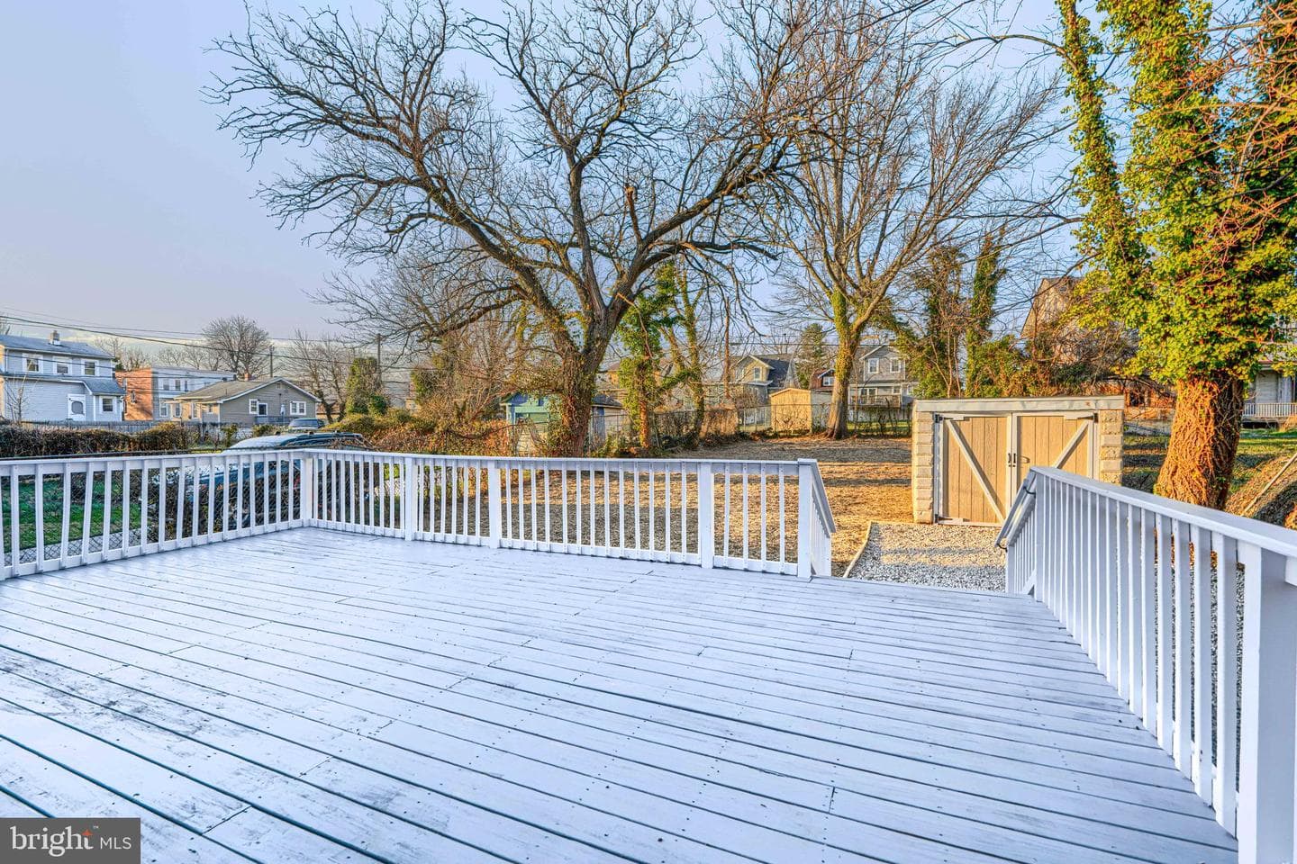 612 Woodbourne Avenue photo 35