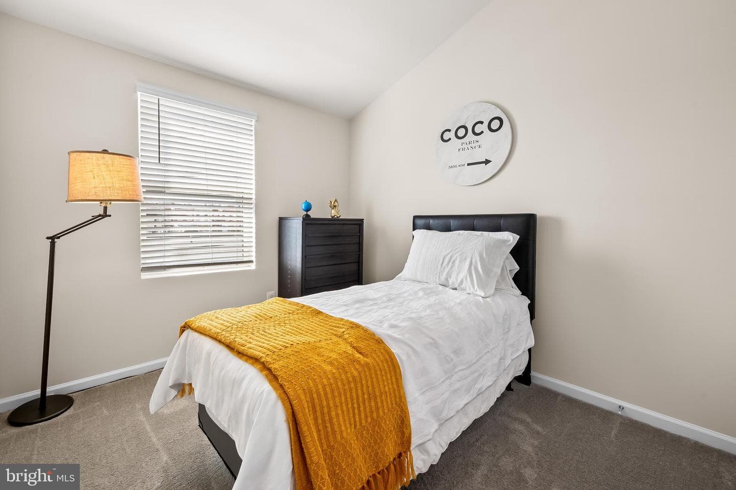 618 Mozart Way photo 23
