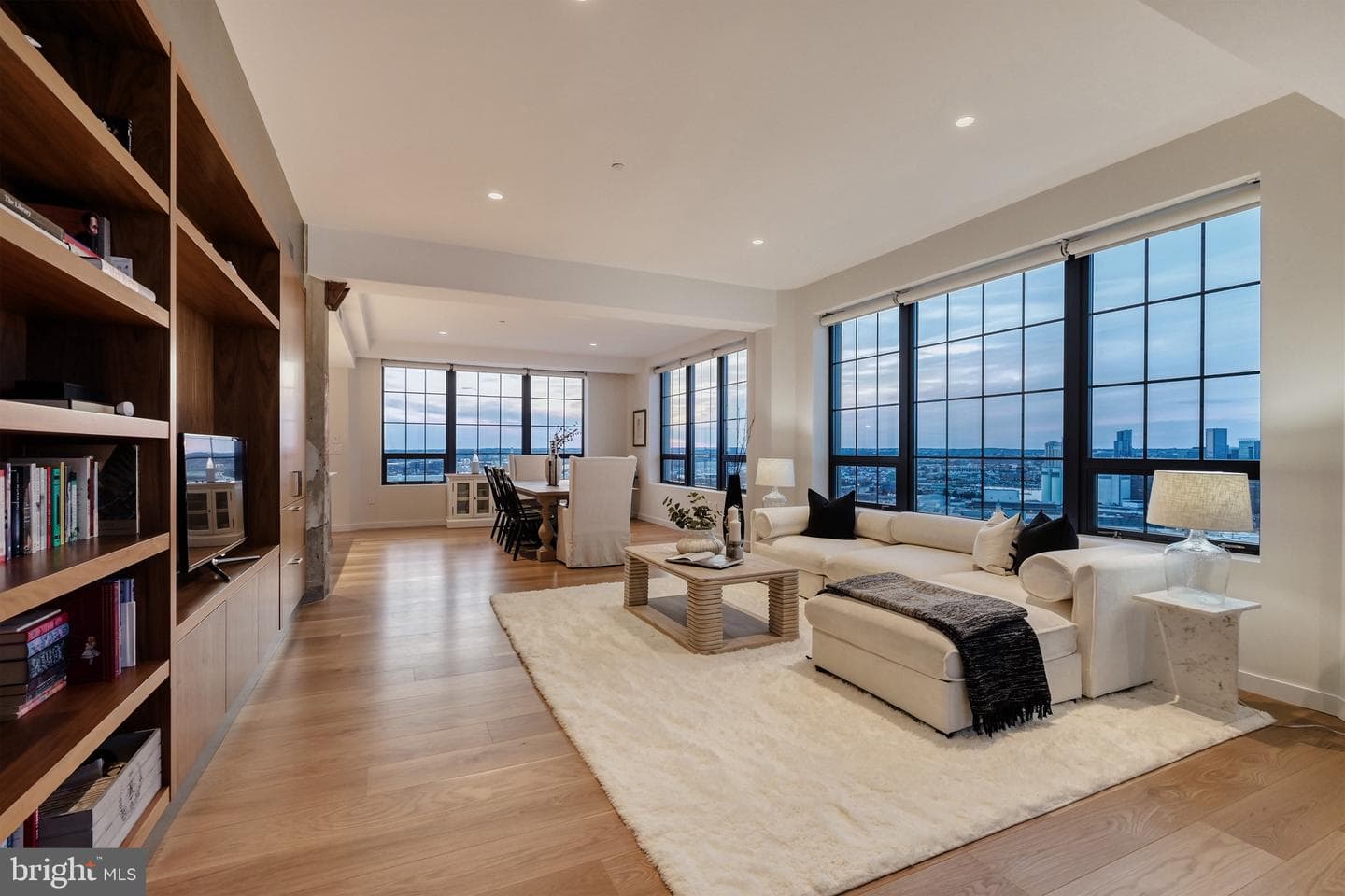 1200 Steuart Street #1811 photo 12