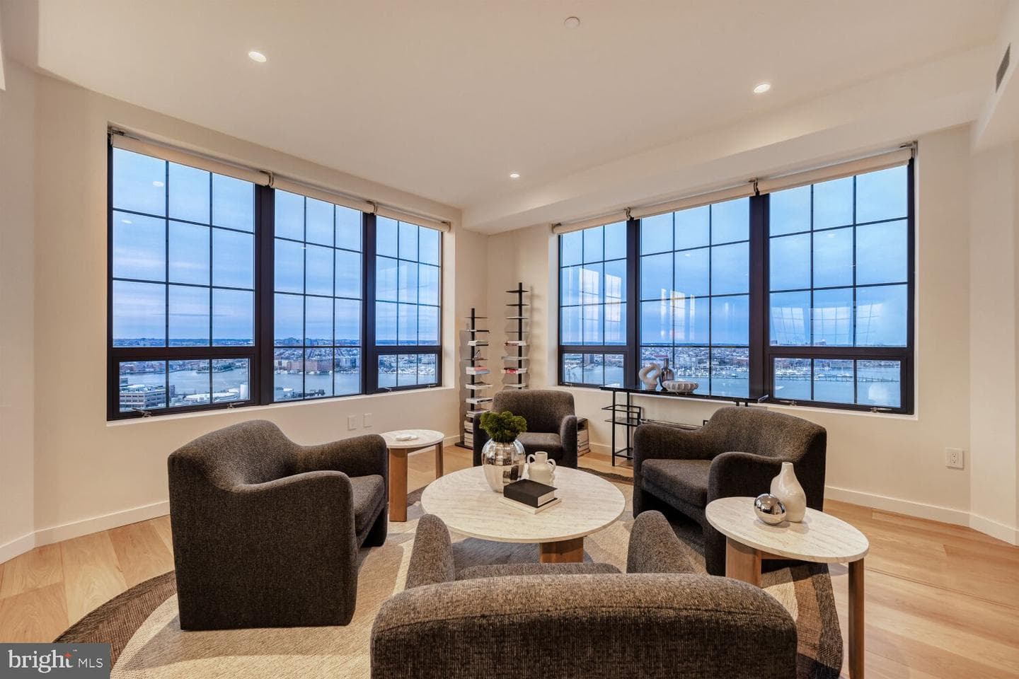 1200 Steuart Street #1811 photo 14