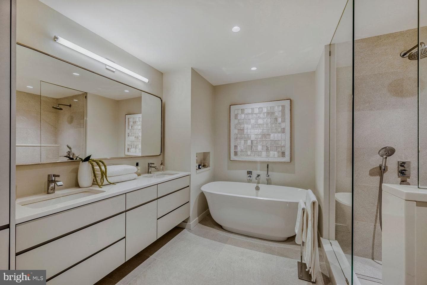 1200 Steuart Street #1811 photo 22