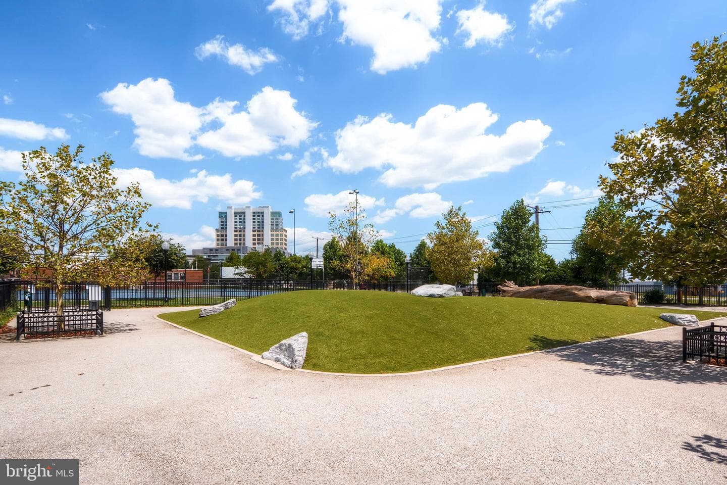 1200 Steuart Street #1811 photo 42