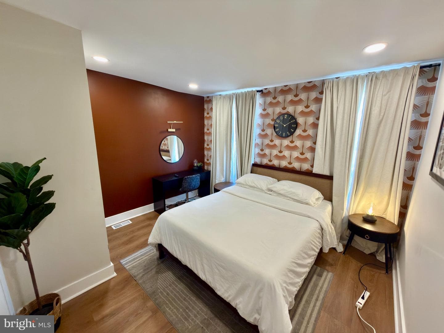 129 N Rose Street photo 10