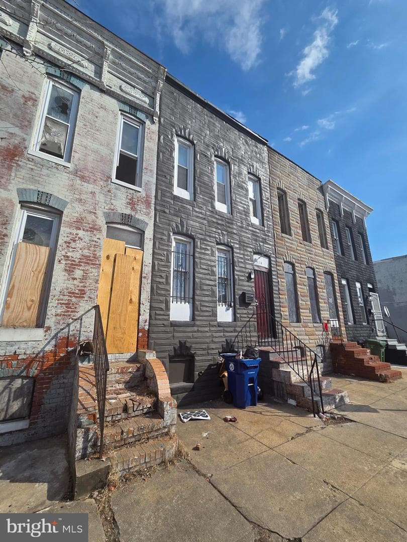 305 S Pulaski Street, Baltimore