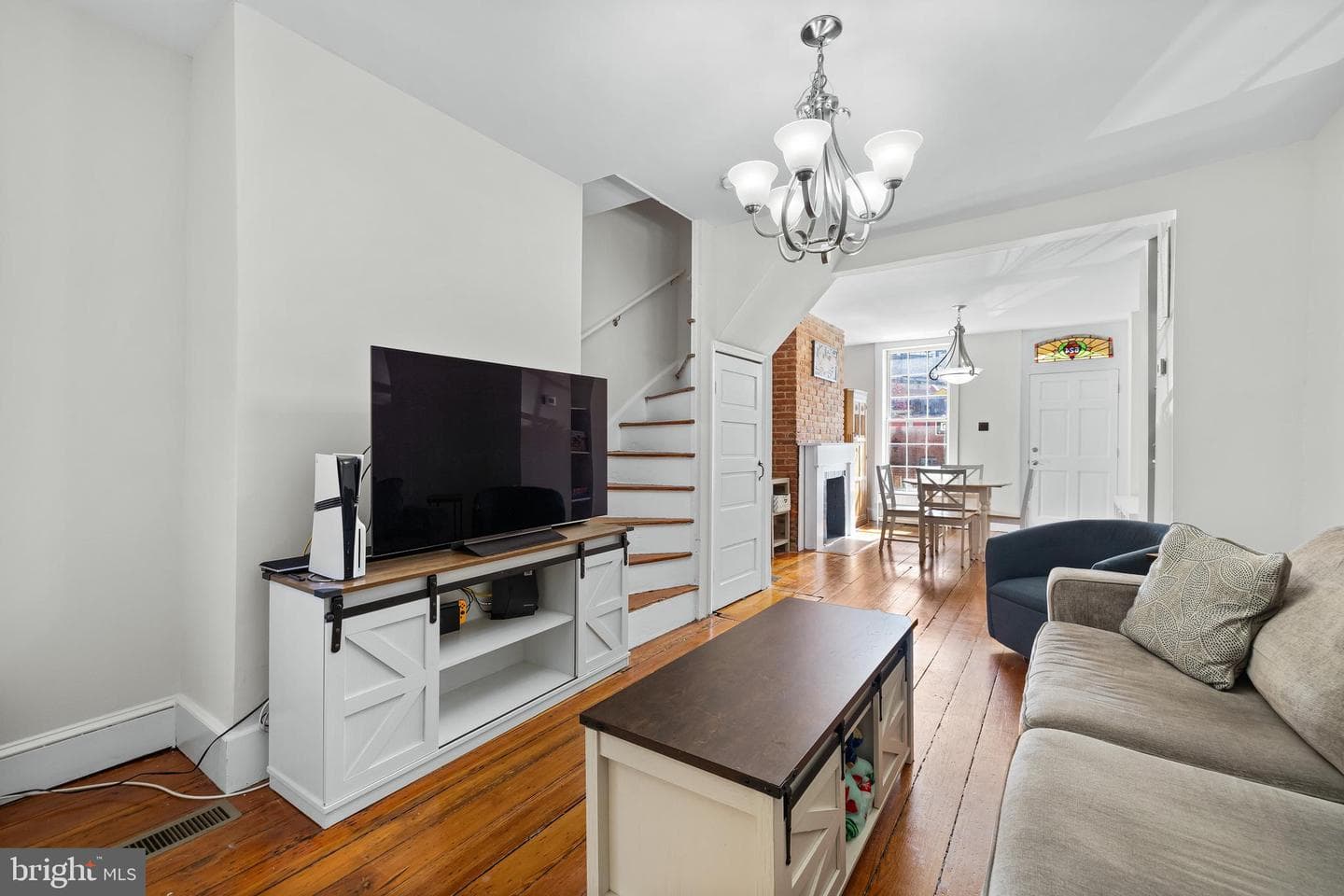 624 Washington Boulevard photo 11