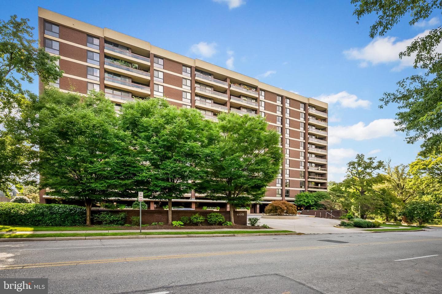 4100 N Charles Street #412 photo 16