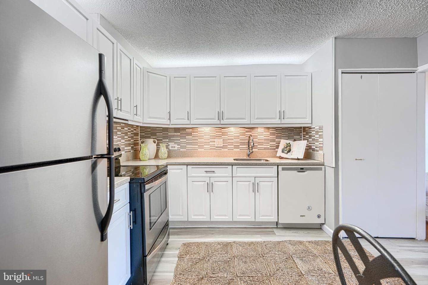 4100 N Charles Street #412 photo 21