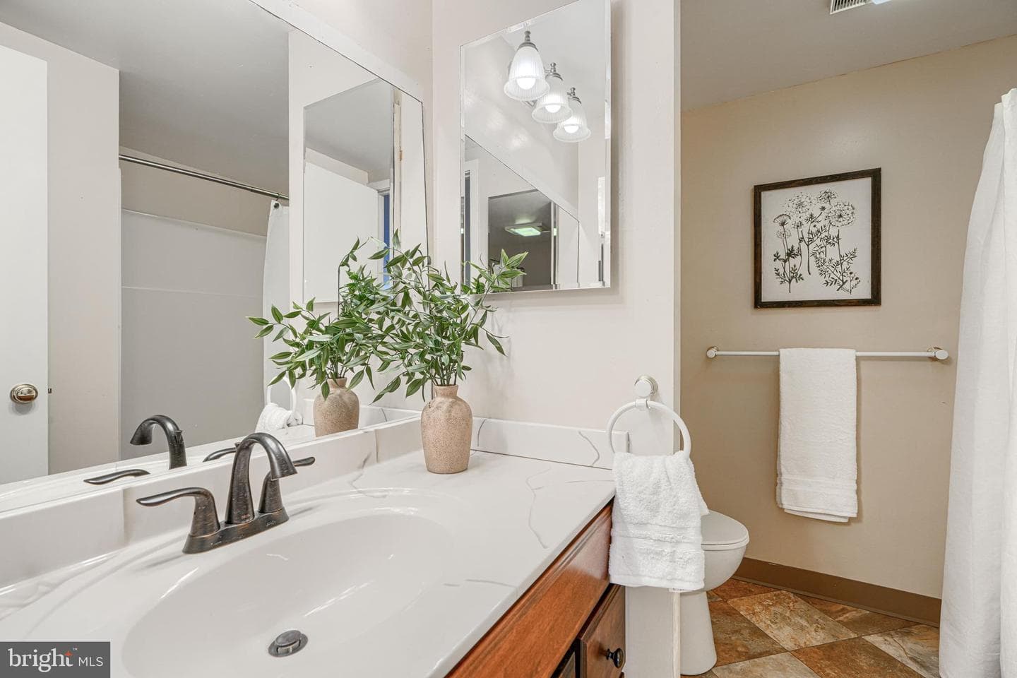 4100 N Charles Street #412 photo 25