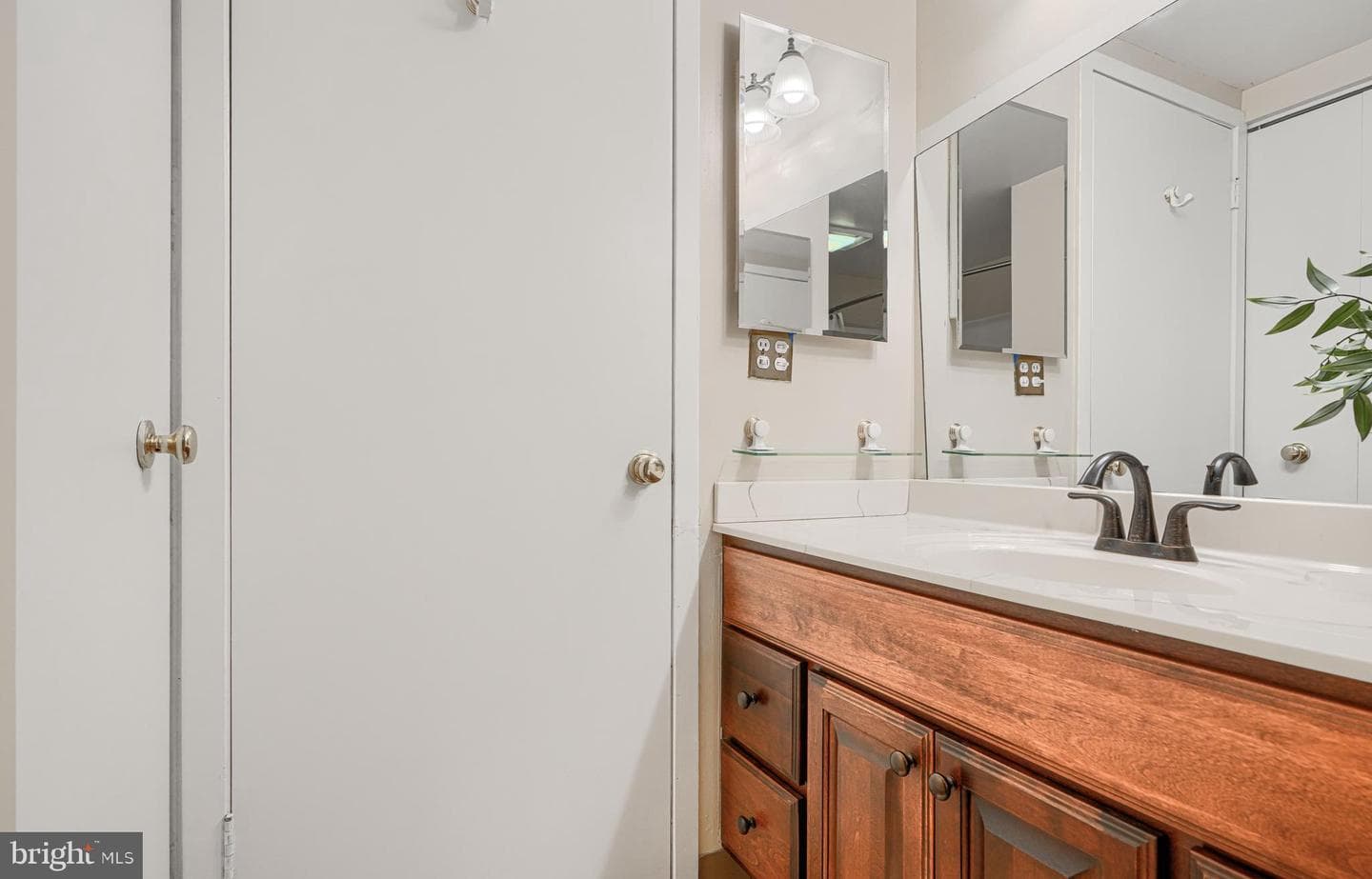 4100 N Charles Street #412 photo 27