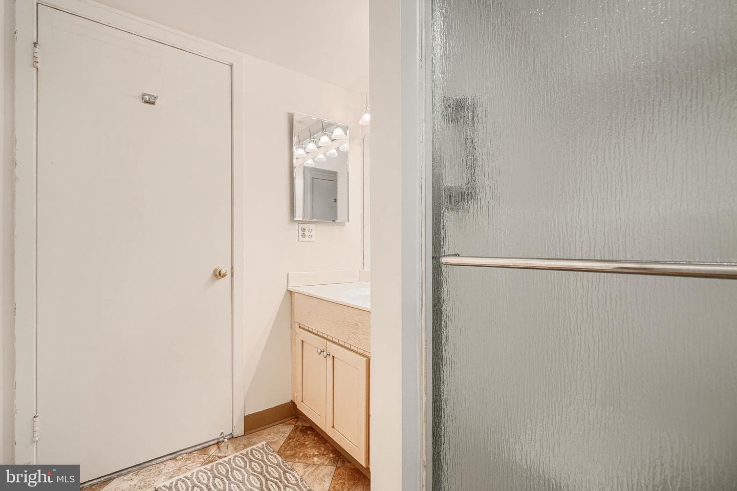 4100 N Charles Street #412 photo 33