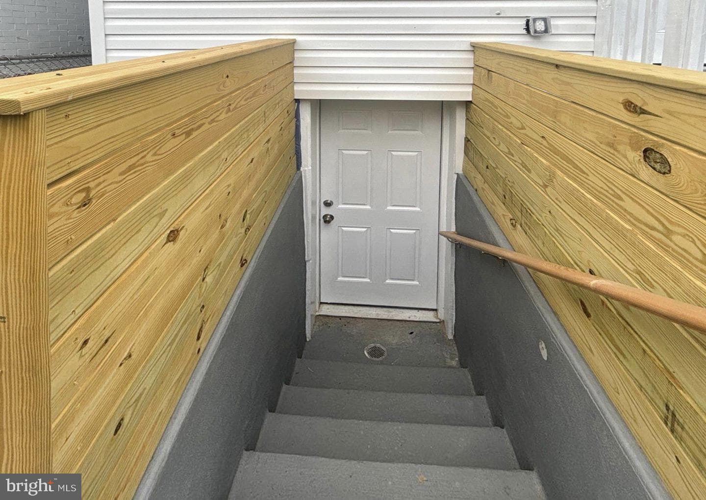 1341 Cambria Street photo 21