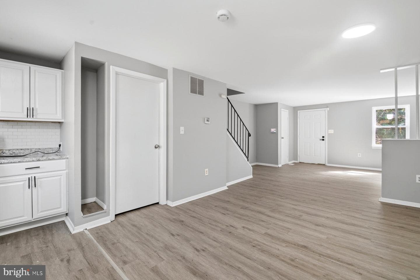 4626 Frederick Avenue photo 12