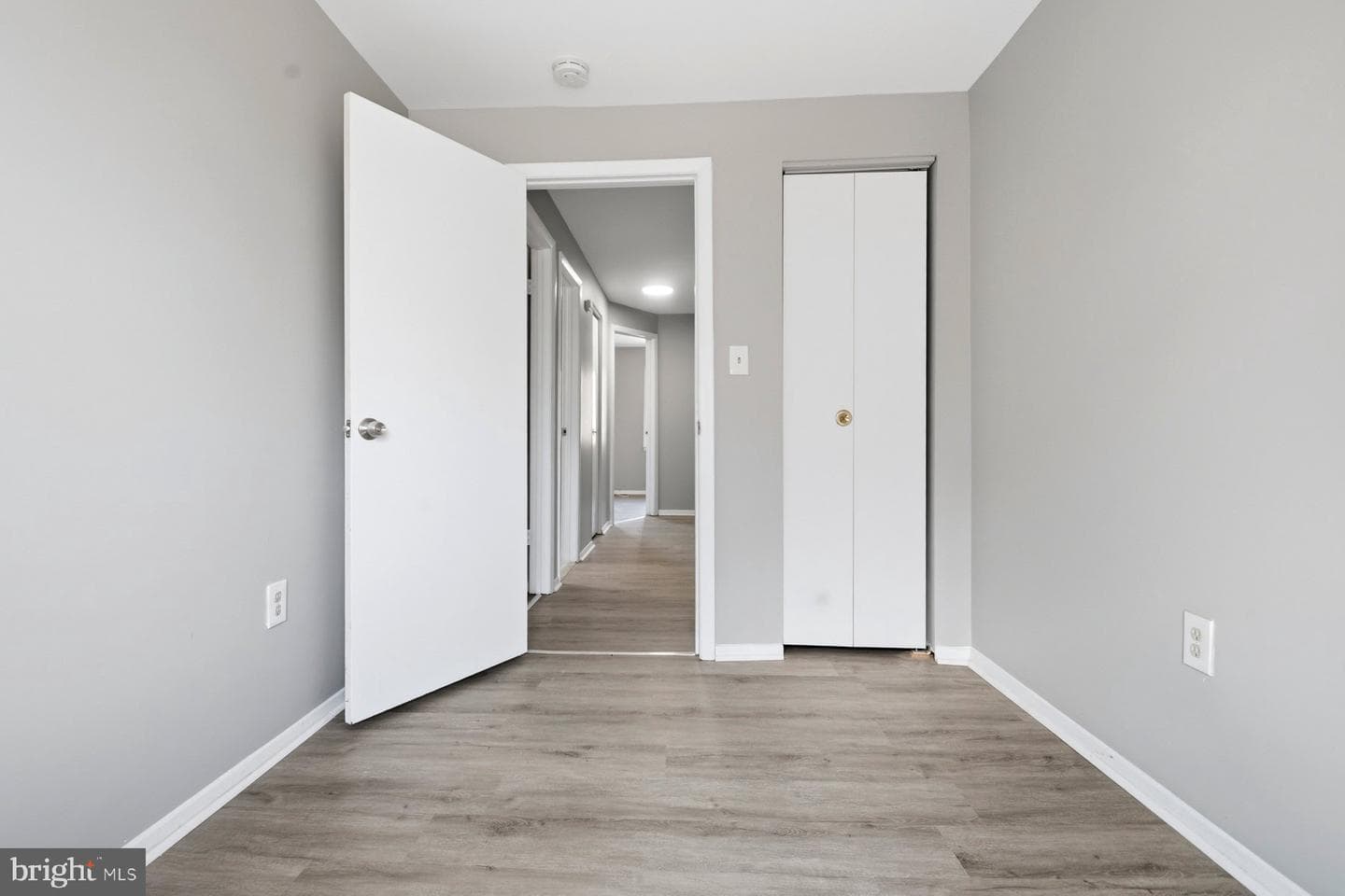 4626 Frederick Avenue photo 14