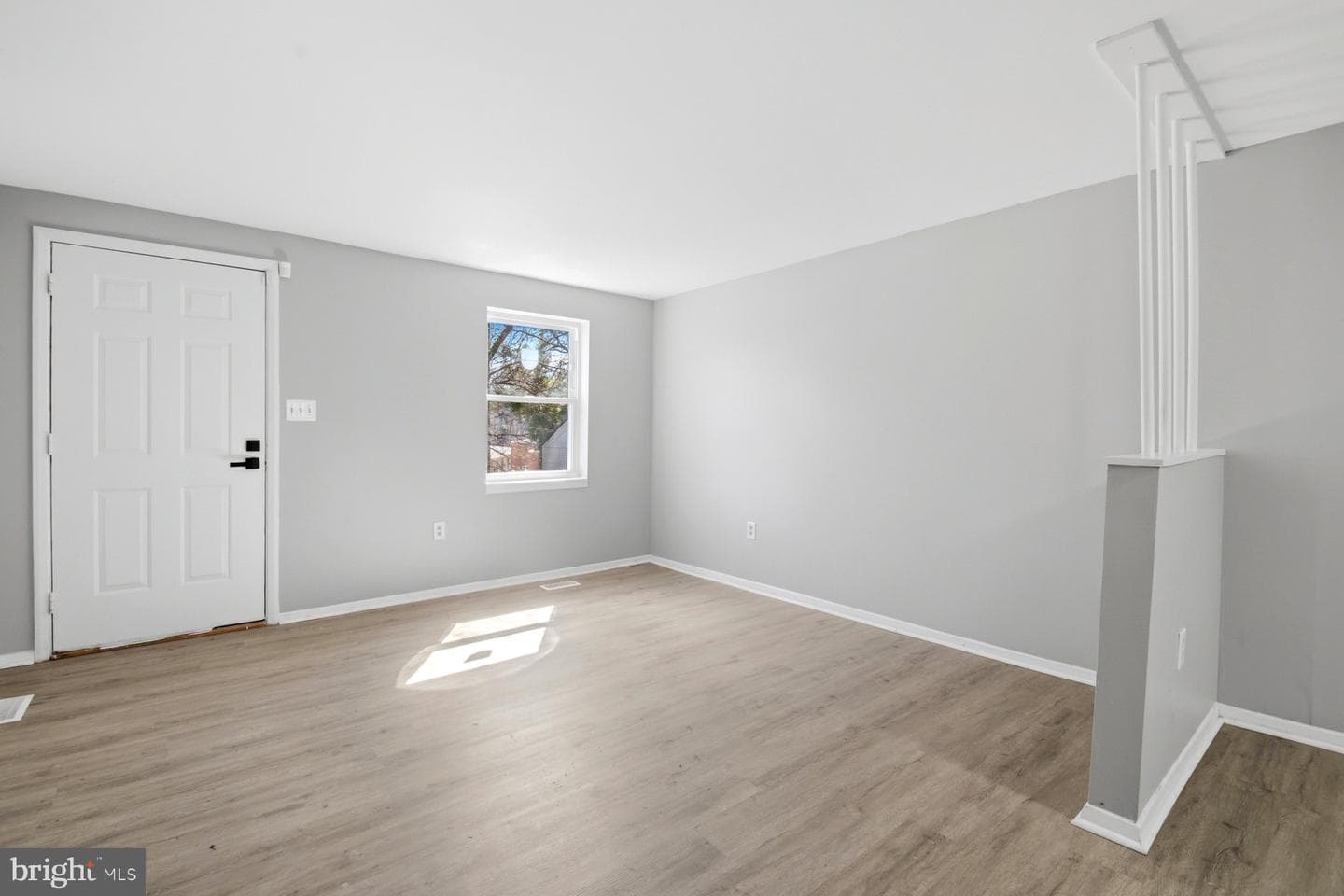 4626 Frederick Avenue photo 7