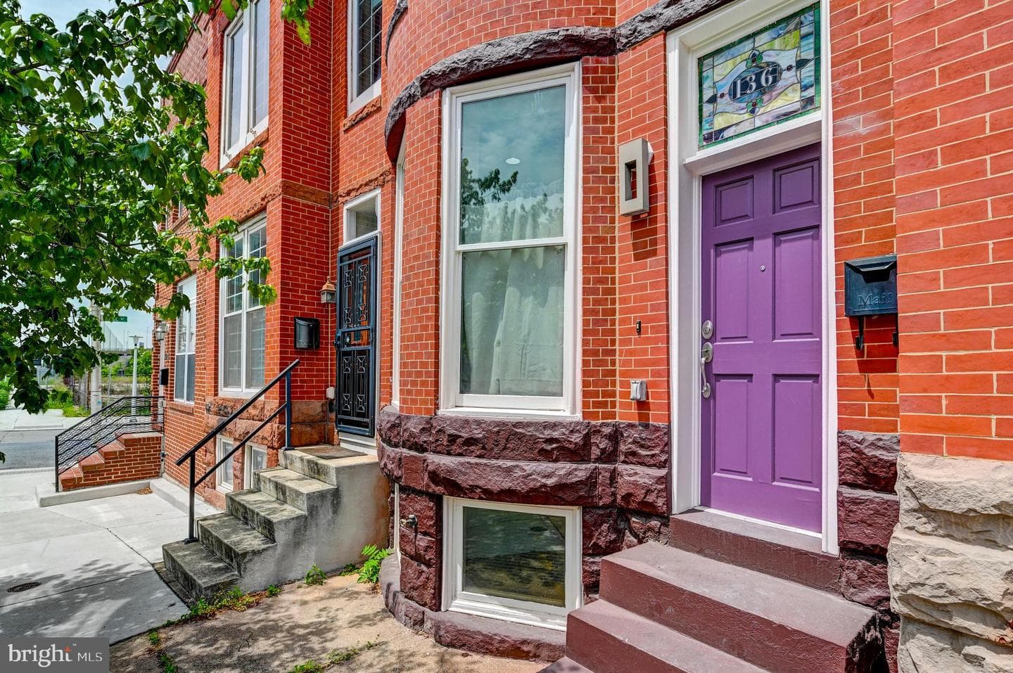 136 W Ostend Street photo 2