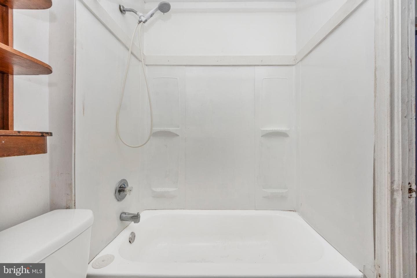 2365 Washington Boulevard photo 16