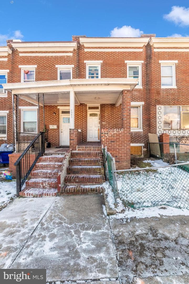 2365 Washington Boulevard photo 3