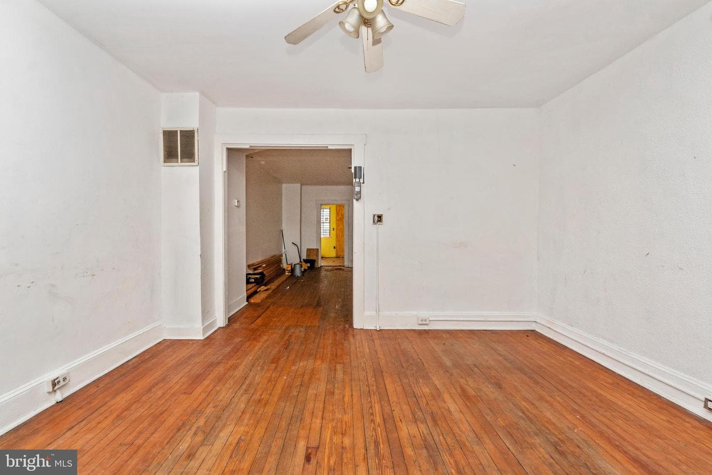 2365 Washington Boulevard photo 7