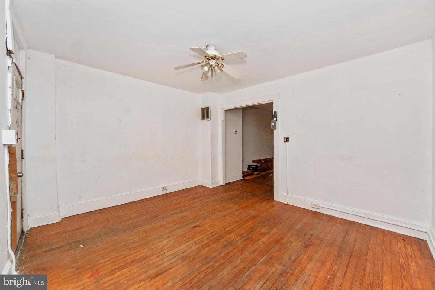 2365 Washington Boulevard photo 8