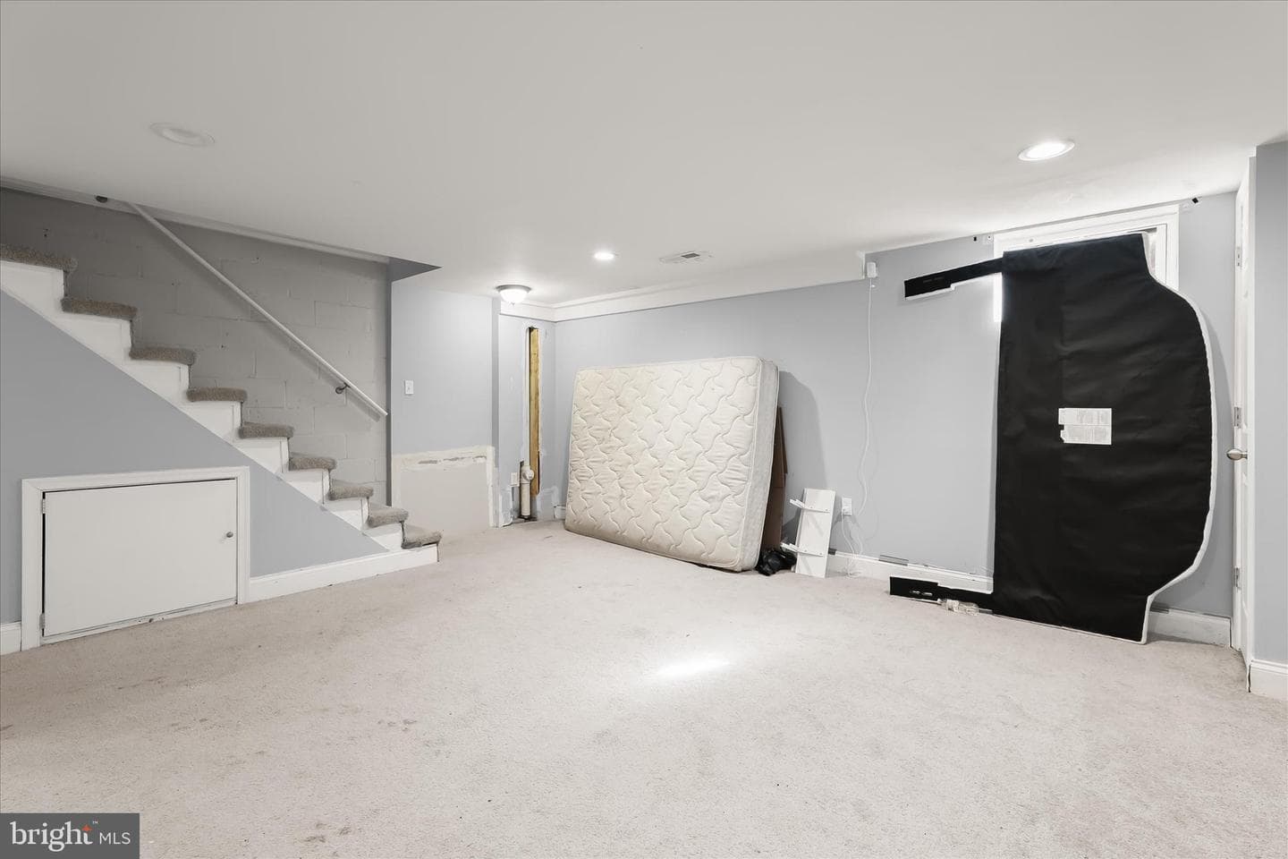 1504 N Linwood Avenue photo 24