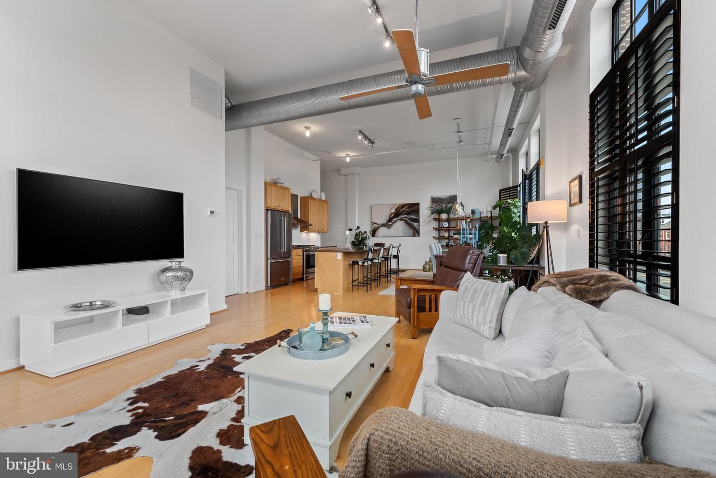 1220 Bank Street #204 photo 15