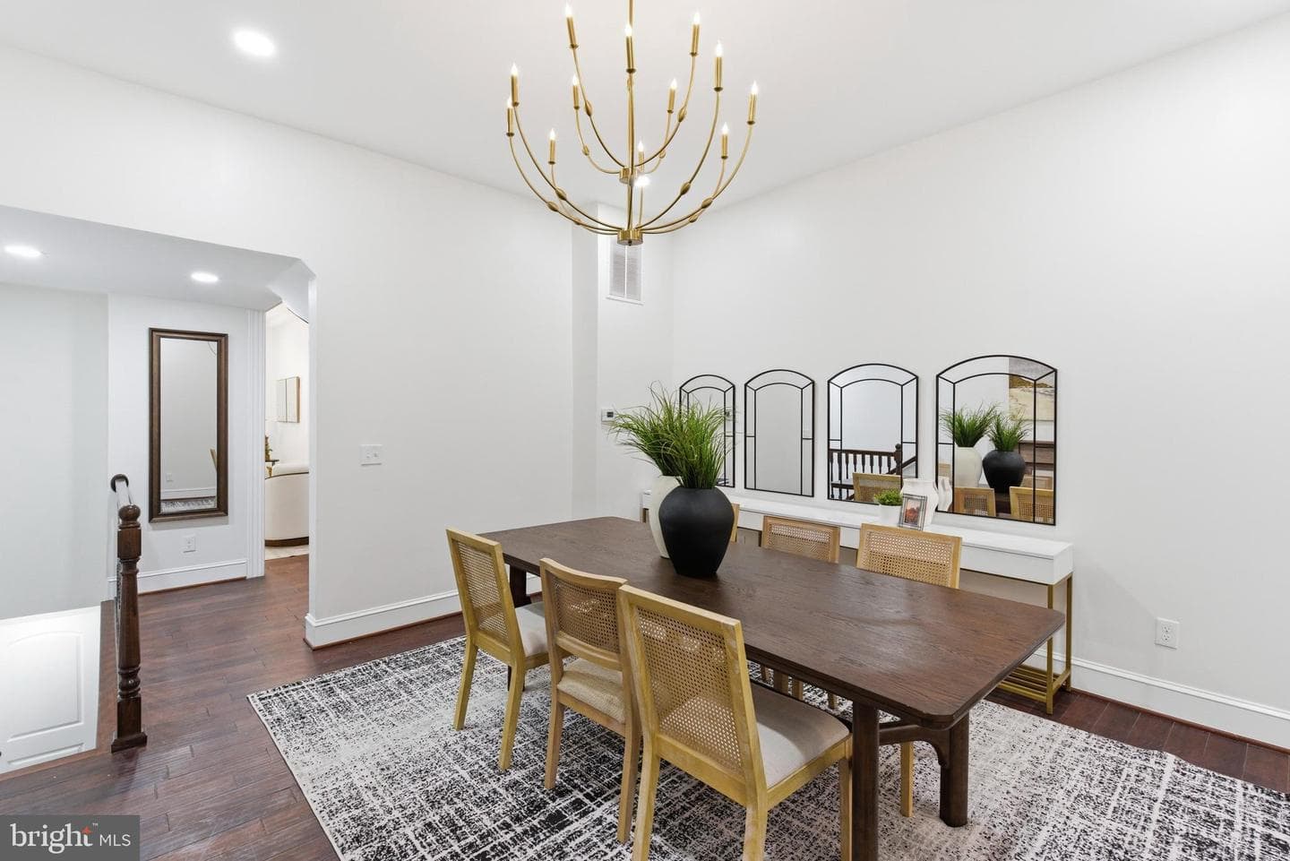 1526 Mcculloh Street photo 12