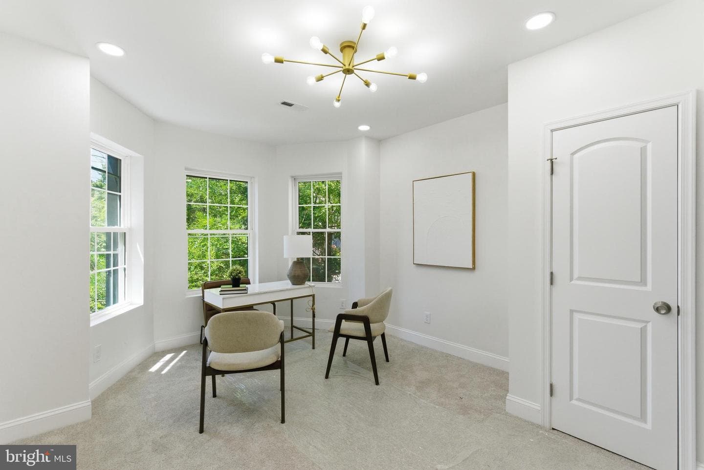 1526 Mcculloh Street photo 27