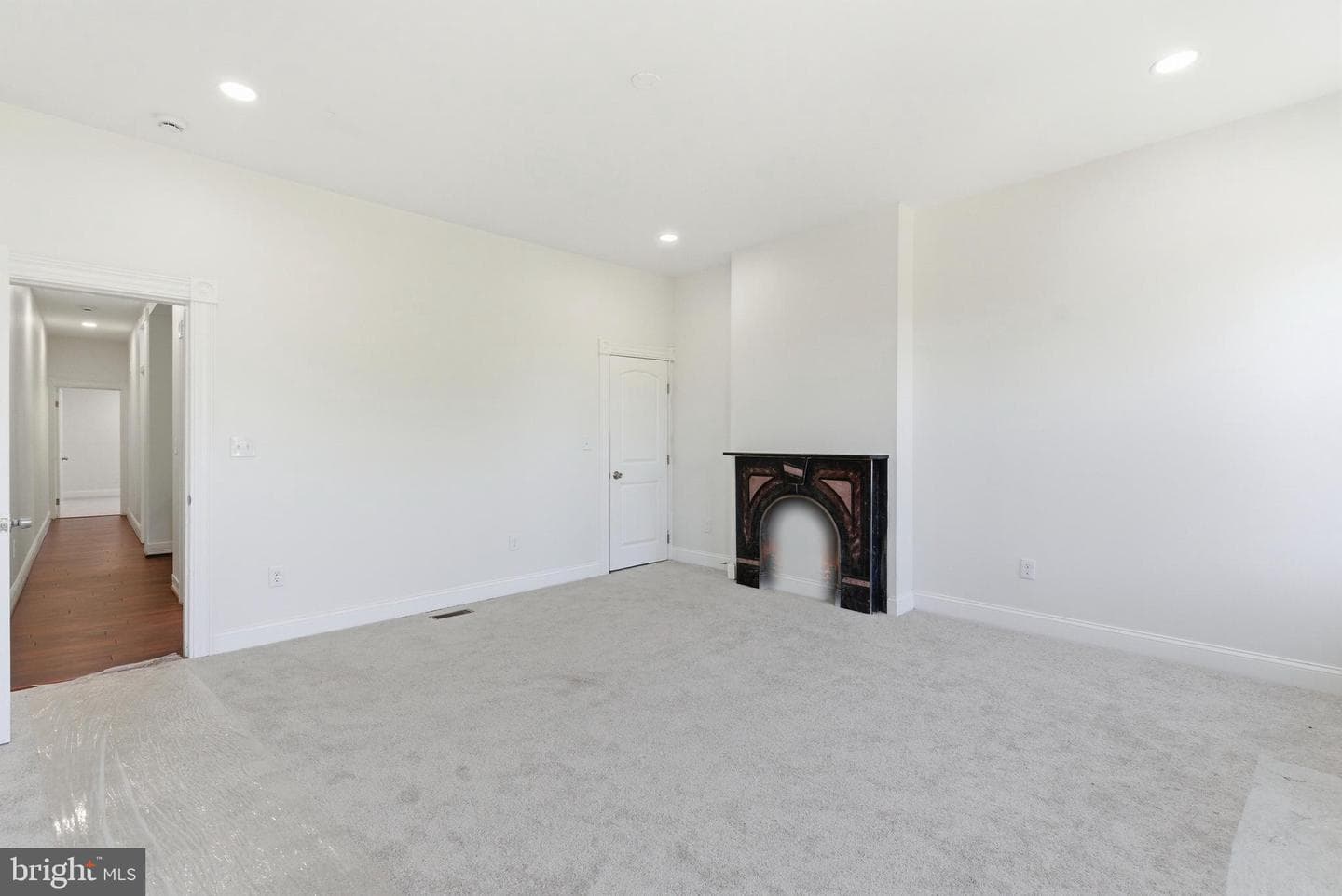 1526 Mcculloh Street photo 37