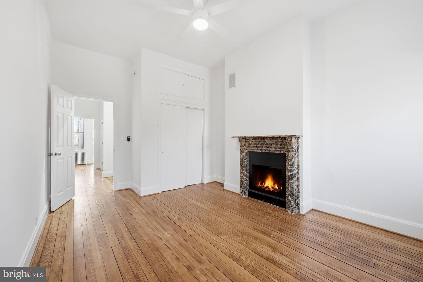 129 N Collington Avenue photo 15