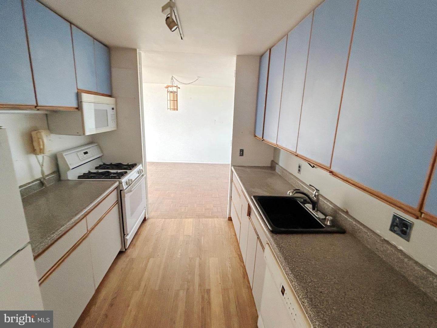4000 N Charles Street #1510 photo 10