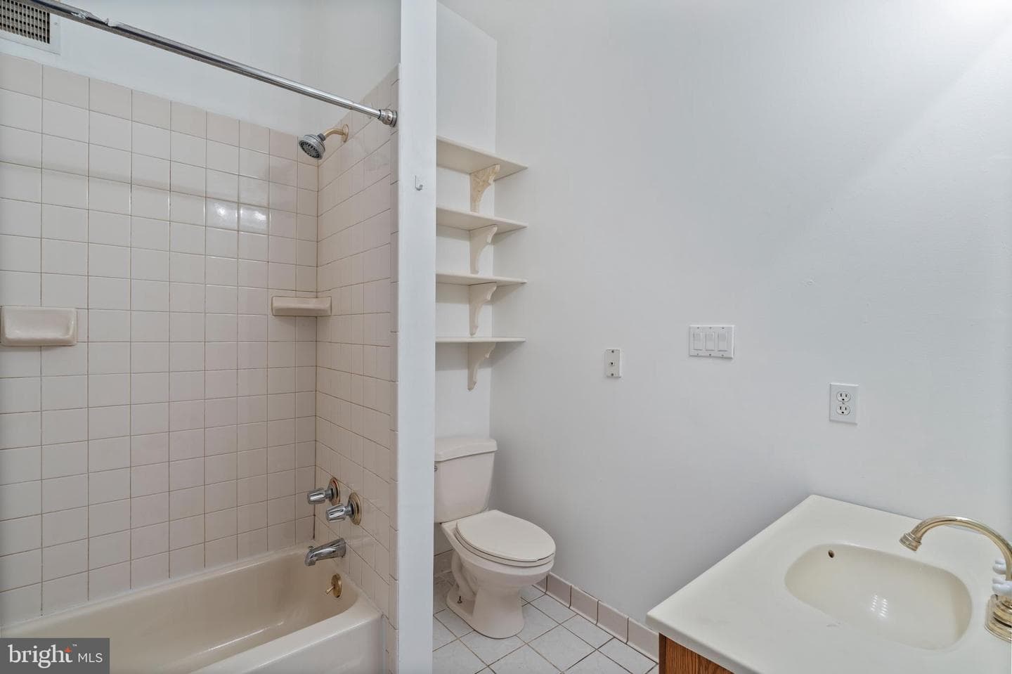 1407 Webster Street photo 24