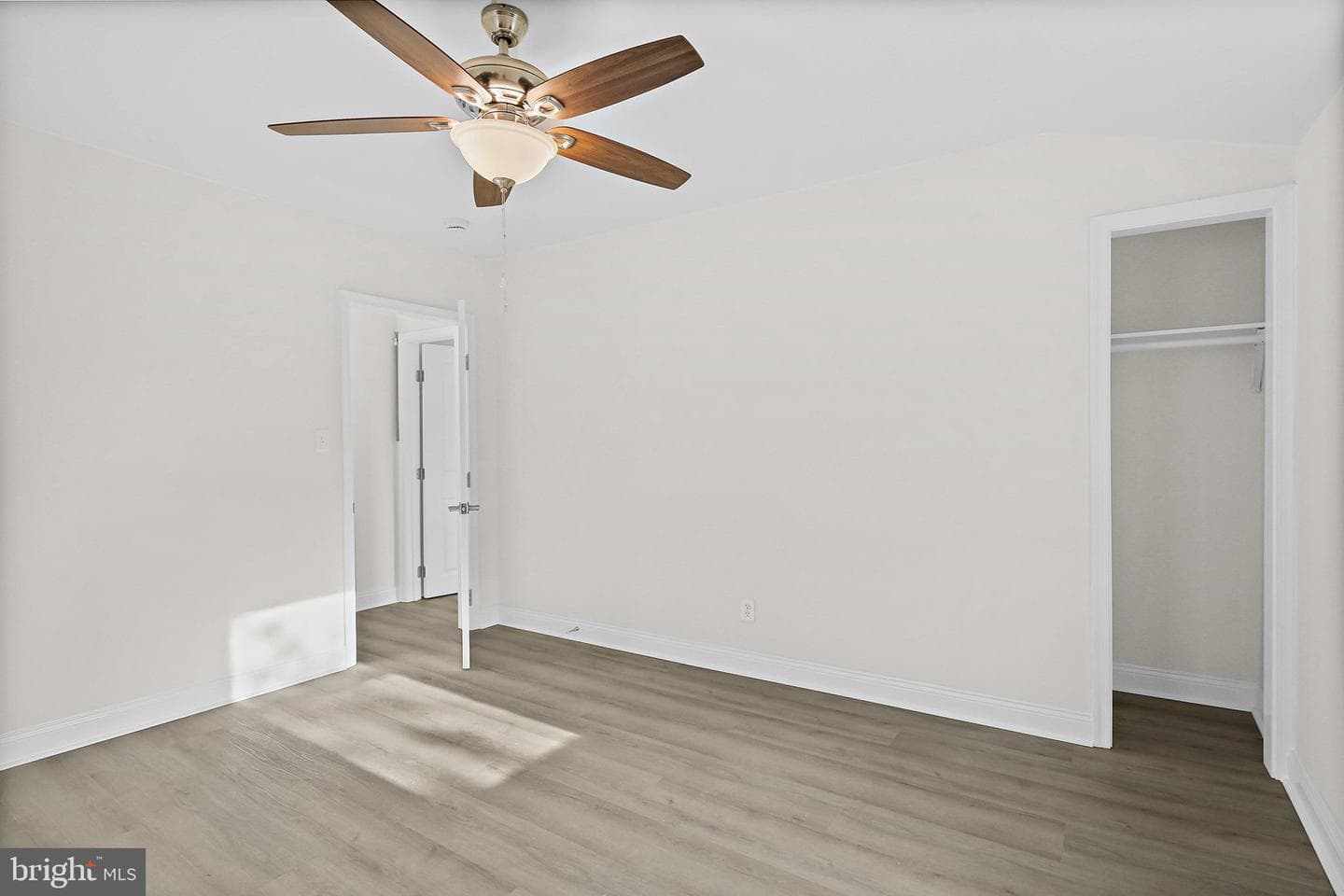 402 Westgate Road photo 19