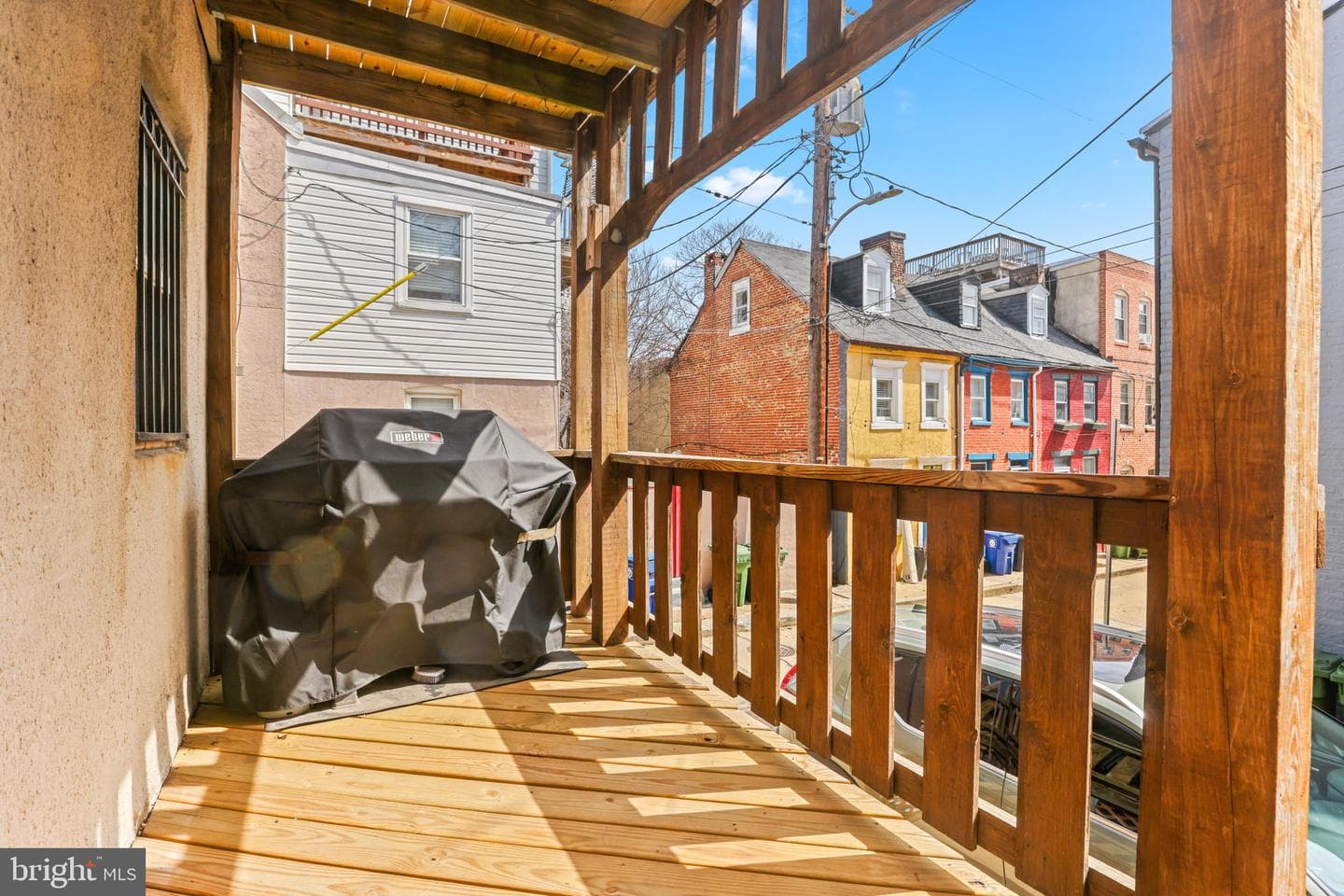 1811 Gough Street photo 10