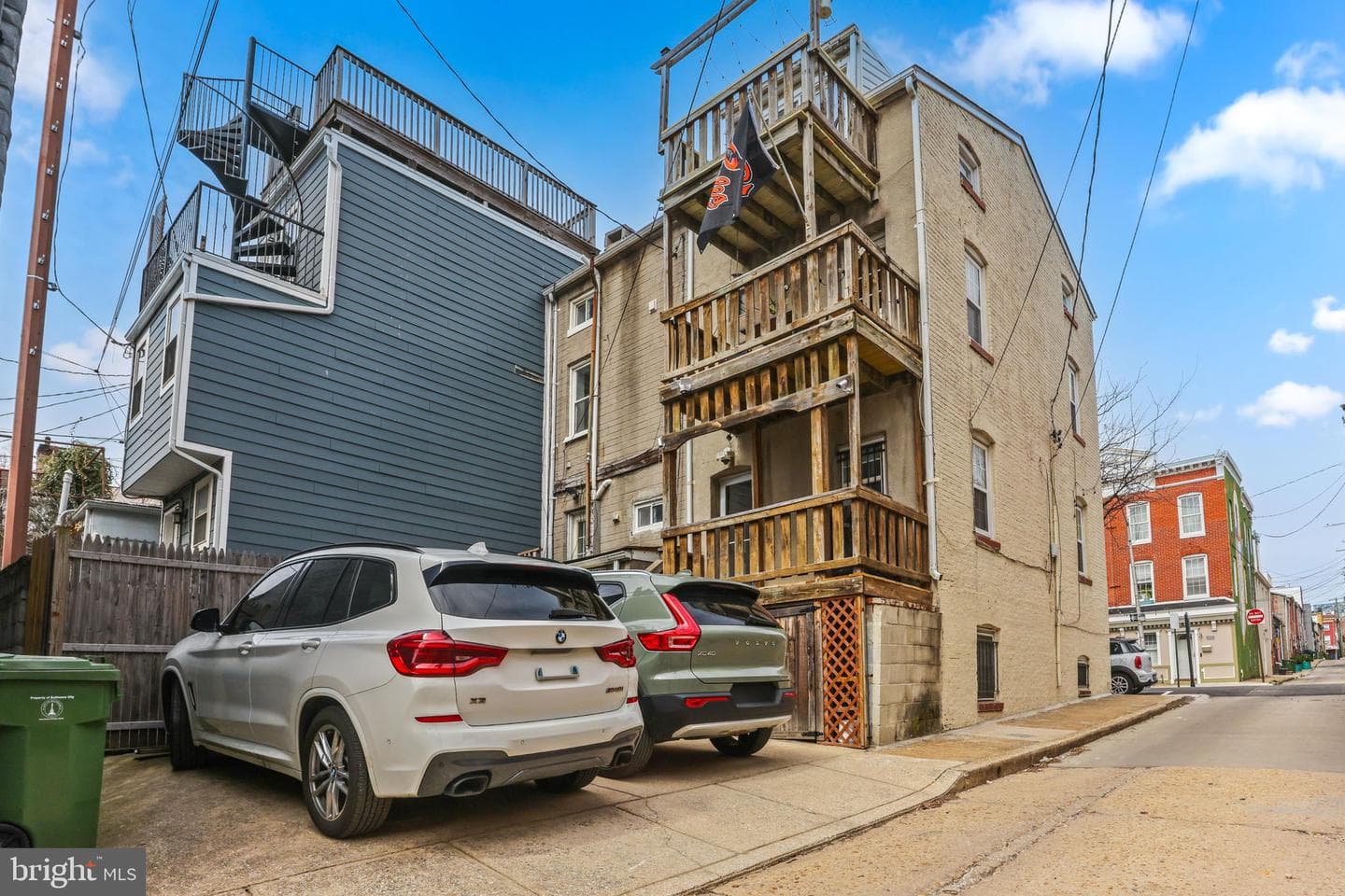 1811 Gough Street photo 33