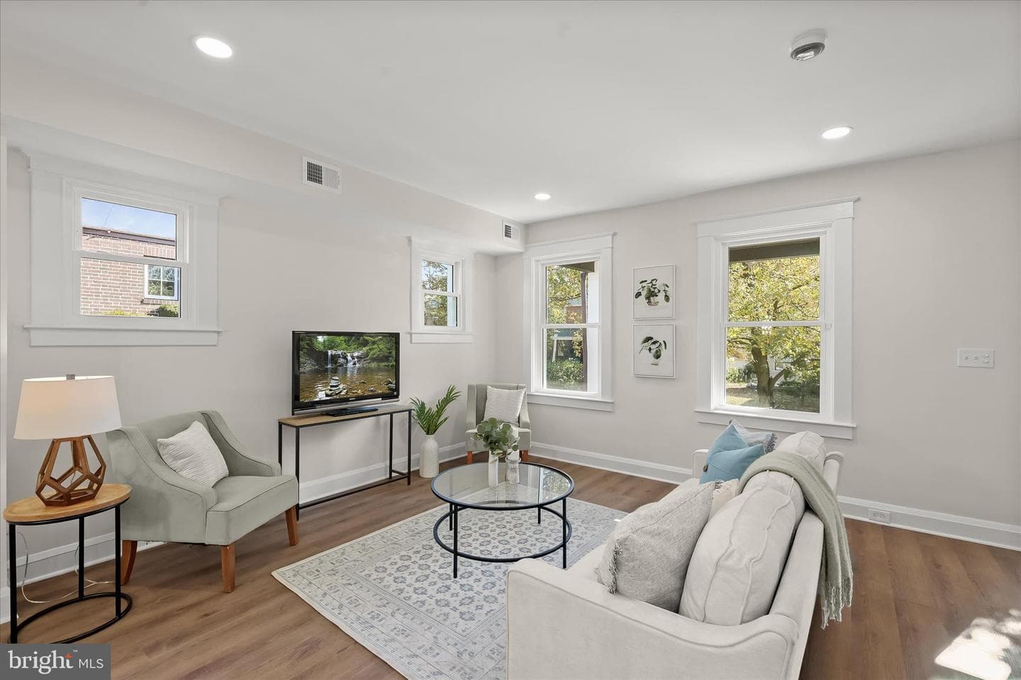 614 Stamford Road photo 8