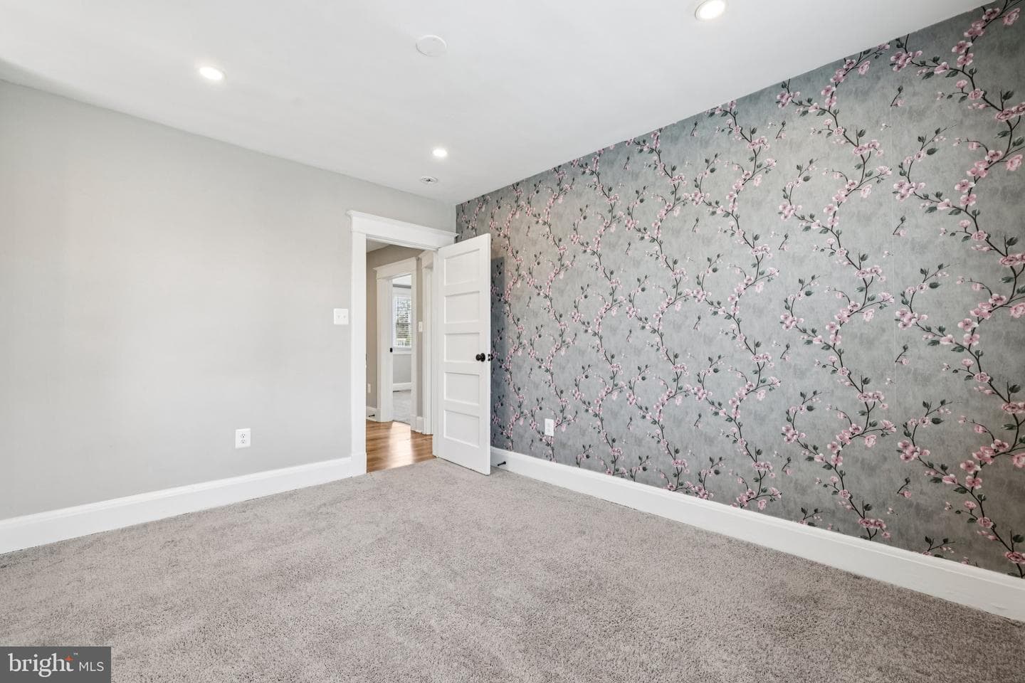 4118 Kathland Avenue photo 17