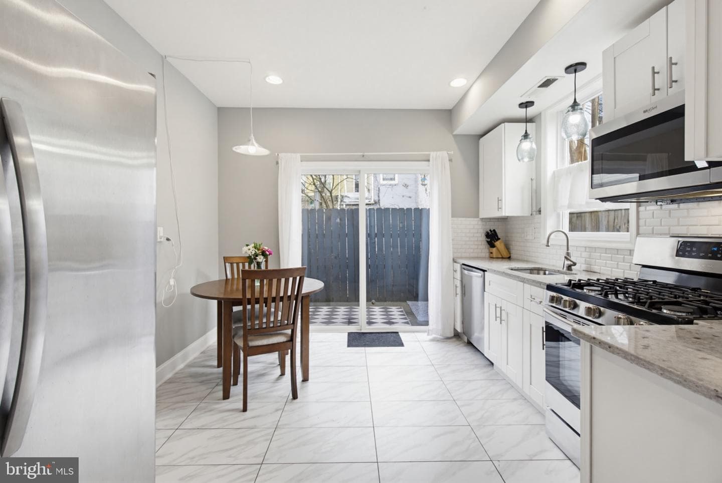 1429 Olive Street photo 10
