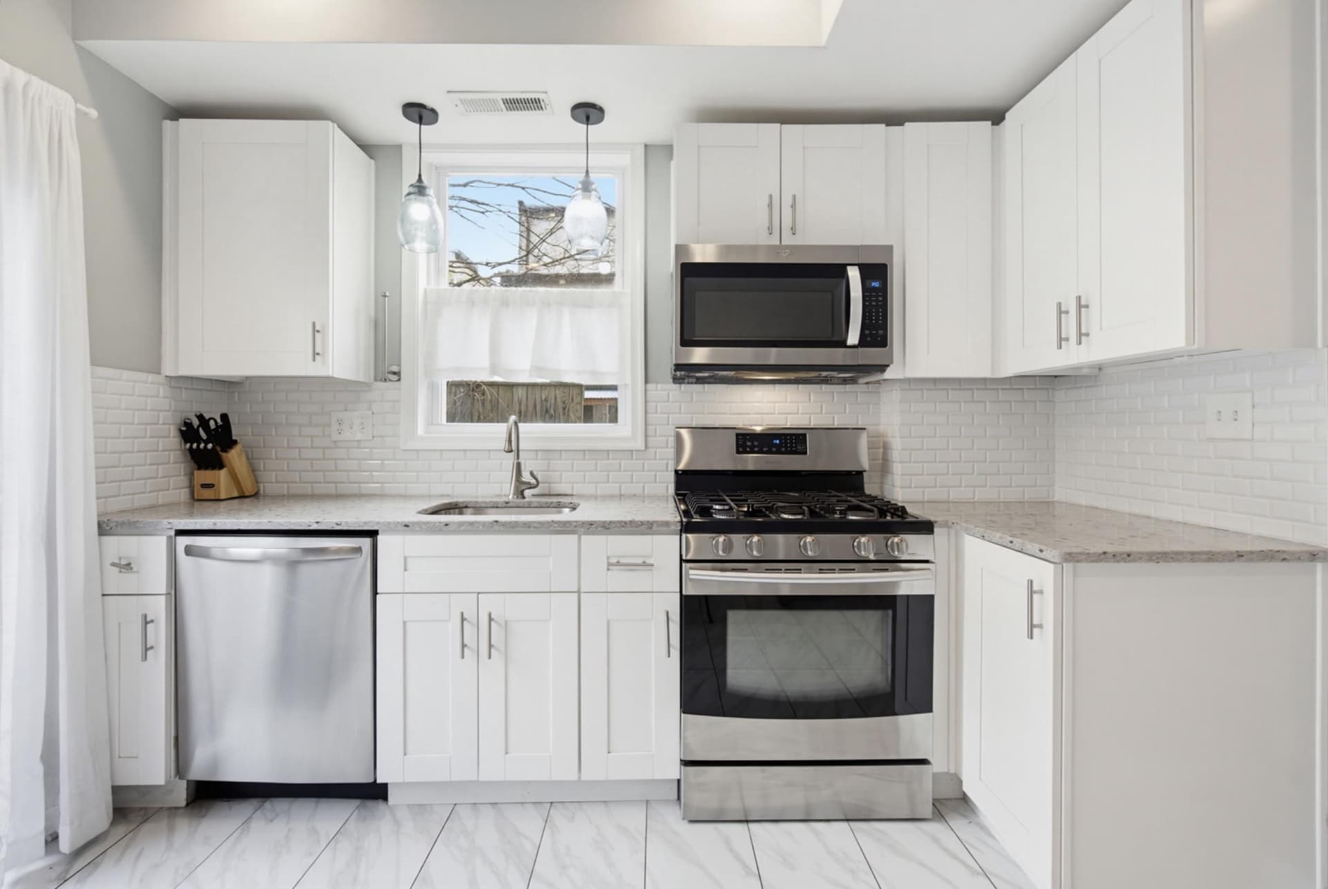 1429 Olive Street photo 6