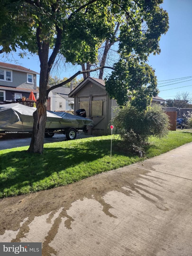 5320 Grindon Avenue photo 12