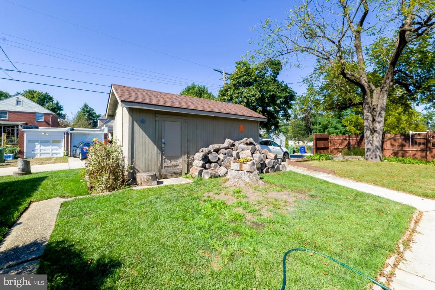 5320 Grindon Avenue photo 15