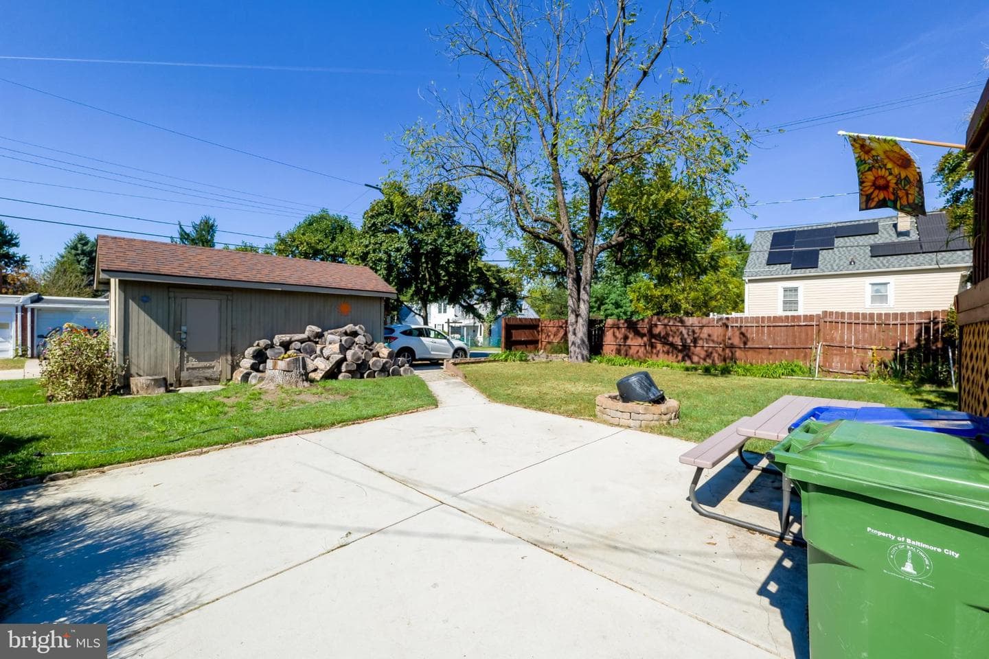 5320 Grindon Avenue photo 17