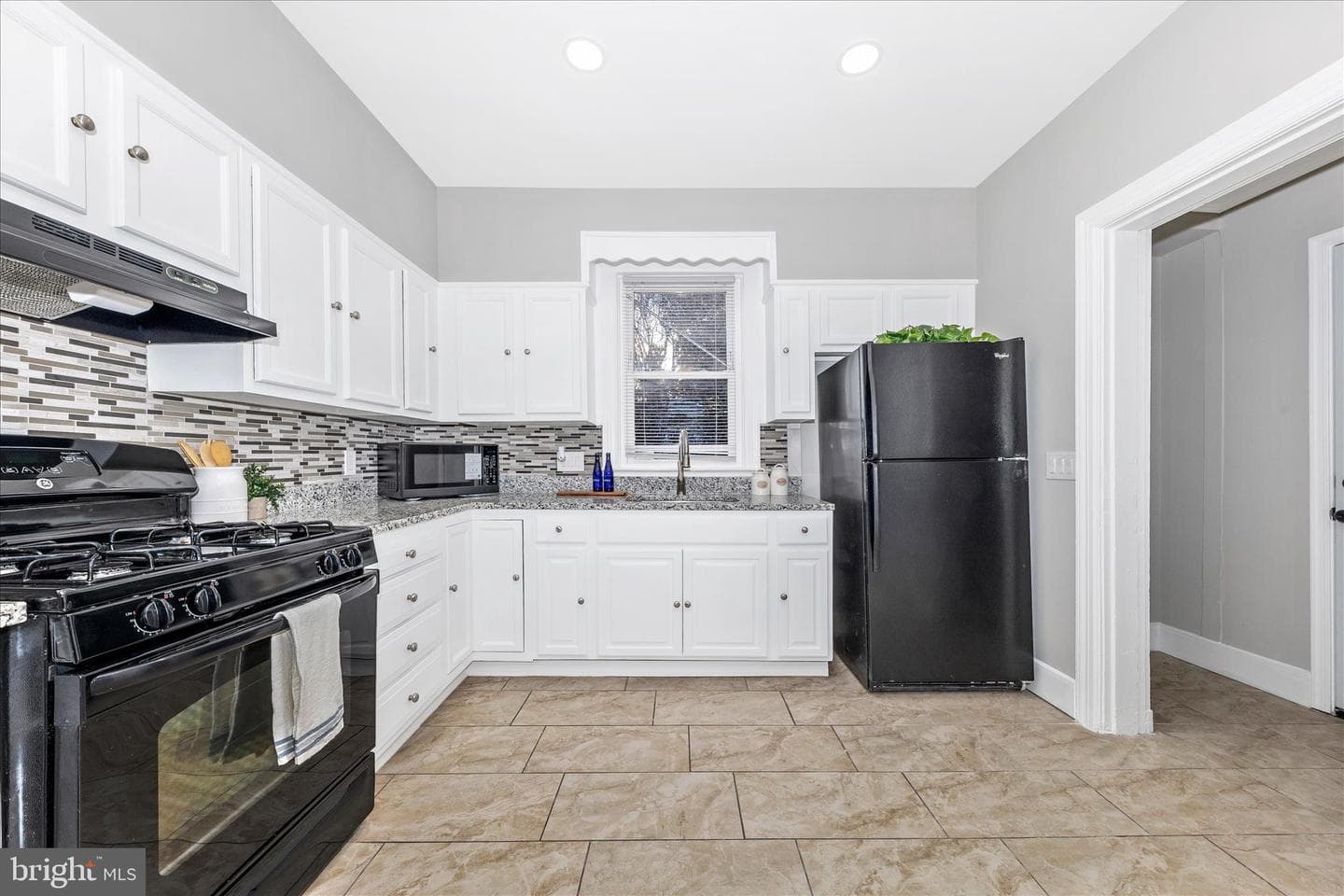 2905 Goodwood Road photo 13
