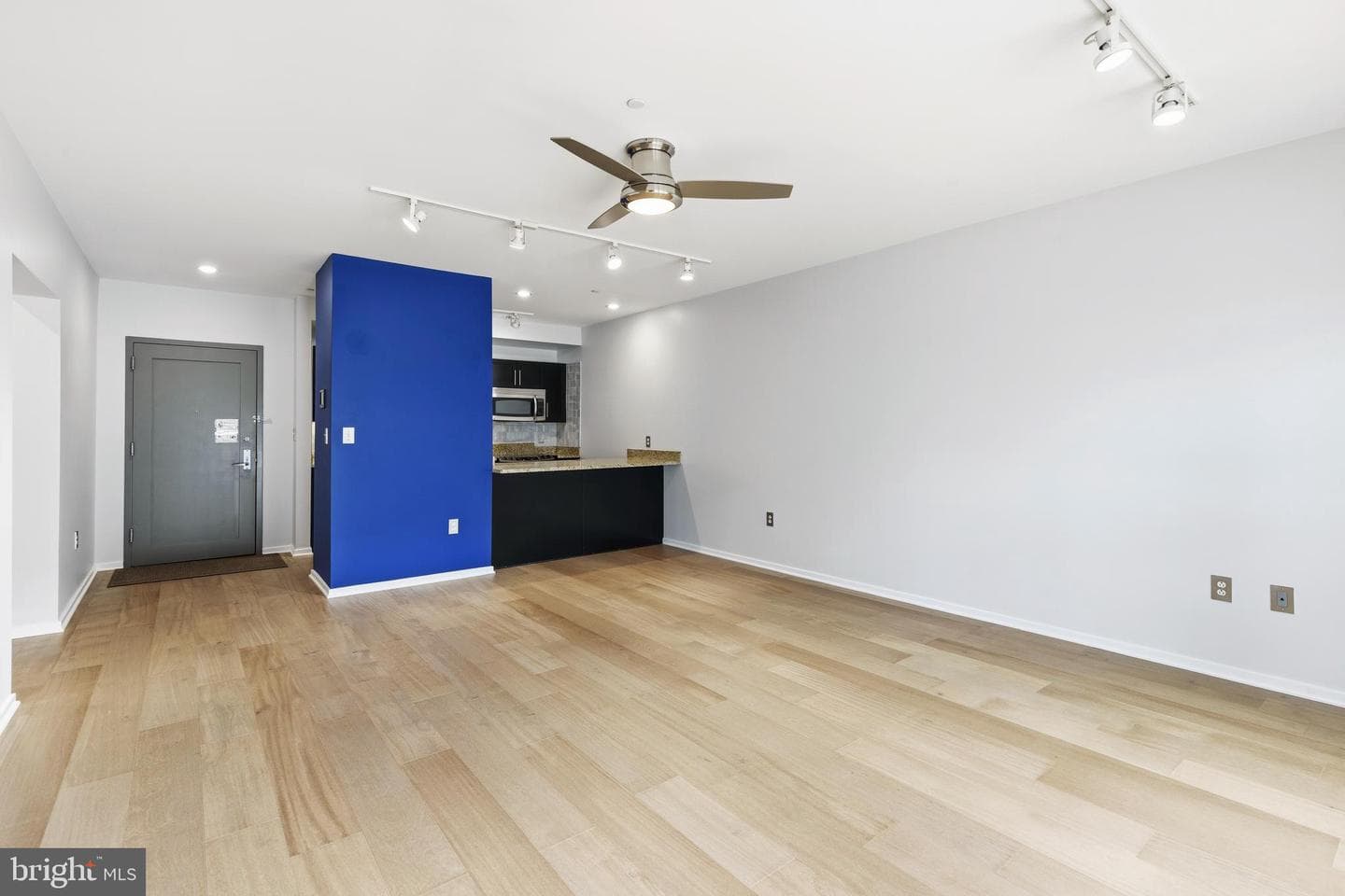 1200 Steuart Street #1035 photo 17