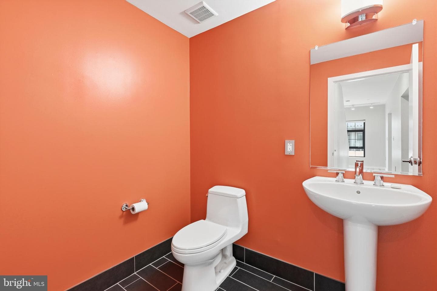 1200 Steuart Street #1035 photo 19